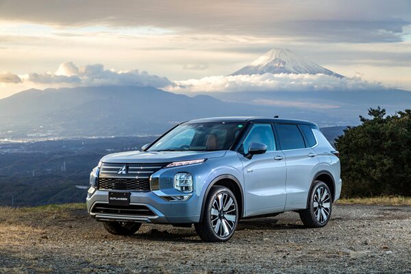 三菱・アウトランダーPHEV