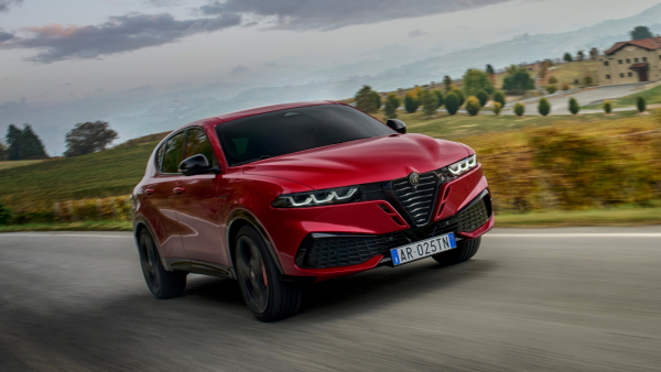 アルファ ロメオ トナーレ