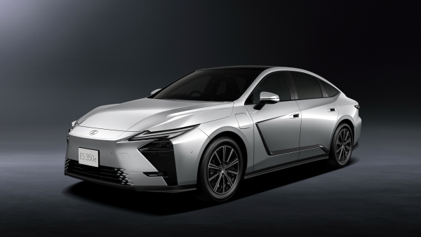 LEXUS_ES